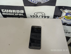 Guarda Municipal conseguiu recuperar o celular da vítima (Foto: Divulgação/GMD)