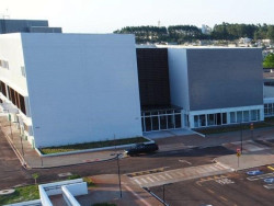 Grávida de gêmeos perde um dos bebês após ser agredida pelo marido
