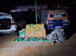 Adolescente é apreendido com 600 quilos de droga em carro roubado