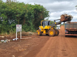 Prefeitura tenta acabar com lixão clandestino, mas entulhos já poluem local limpo
