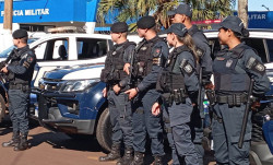 Com apoio de helicóptero, PM coloca 30 equipes na rua para fiscalizar medidas protetivas