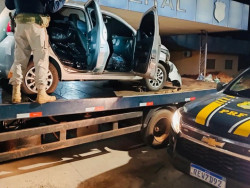 Motorista consegue fugir e abandona 377 quilos de maconha em Nova Andradina