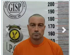 Condenado por estupro aproveita portão aberto e foge do Instituto Penal