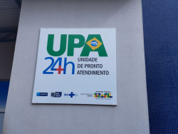 Médica é demitida após mãe de paciente alegar mal atendimento