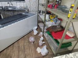 Descontrolado, homem destrói mobília de residência, ameaça a mulher e vai preso