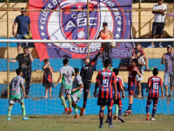 Operário abre boa vantagem enquanto Náutico e ABC empatam na semi do Estadual Sub-13