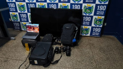 Dupla é presa após invadir casa de fotógrafo e furtar equipamentos na fronteira