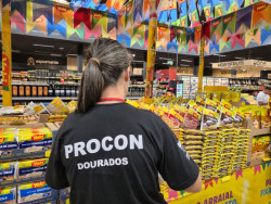 Pesquisa revela variação de até 442% nos preços de itens juninos em Dourados