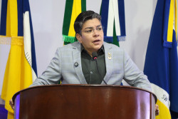 Por 13 a 6, Câmara rejeita denúncia de médico e livra Isa Jane de processo por quebra de decoro