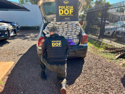 Motorista foge e abandona quase 100 quilos de drogas na fronteira