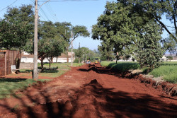 Em menos de uma semana, prefeitura lança 3ª frente de asfalto