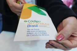 Fundtur participa de encontro para fortalecer proteção da infância e adolescência
