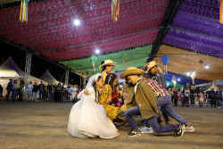 Criatividade e ritmos nas quadrilhas abrilhantam o 2º dia da Festa Junina
