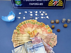 Traficante com tornozeleira eletrônica é preso pela PM que fecha ponto de tráfico