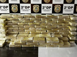 Dupla é presa com 108 quilos de pasta-base em entreposto de drogas em Dourados