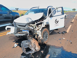 Homem morre e 2 pessoas ficam feridas após colisão na BR-463