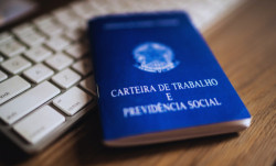 Desemprego recua para 6,2% em maio, o menor para o período desde 2012