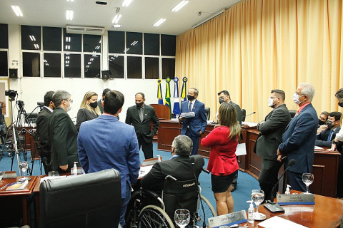 Sessão da Câmara de Vereadores de Dourados, ontem à noite (Valdenir Rodrigues)