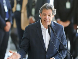 Ministro da Fazenda nega alteração da meta fiscal