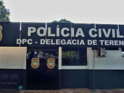 Adolescente desaparecida em Terenos é encontrada na Capital e mulher é presa