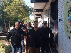 Rapaz confessa que matou a mãe com 5 facadas e é levado para Glória de Dourados