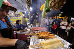 Feira do Parque dos Ipês vira referência gastronômica