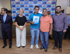 Dourados Moradia Legal entrega 75 títulos de regularização fundiária na quarta