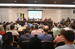 Governo apresenta proposta de regionalização e financiamento da saúde às prefeituras