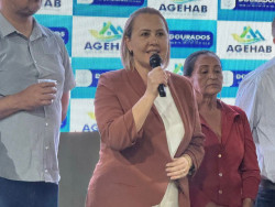 Liandra da Saúde participa da entrega de 250 títulos de regularização fundiária