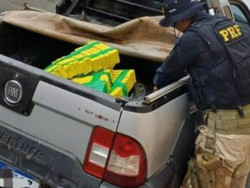 Dupla é presa com quase 300 quilos de maconha na BR-060 em Sidrolândia