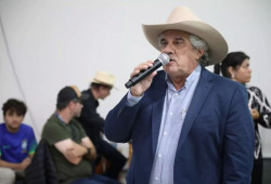 Gino defende diplomacia para evitar colapso nas exportações brasileiras aos EUA