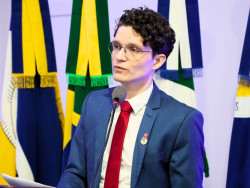 Câmara realiza sessão solene em homenagem aos 20 anos da UFGD no dia 29 de julho