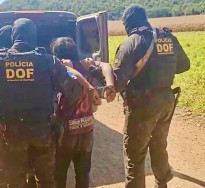 Professor foi morto a golpes de foice e facão durante assalto em aldeia; quatro estão presos