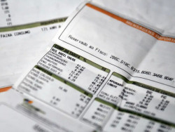 Pressionada por conta de luz, prévia da inflação de julho é de 0,36%