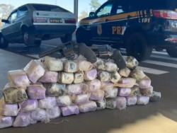 Homem é preso com revólveres e 12,9 quilos de cocaína