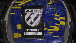 Polícia apreende caminhonete furtada com quase 2 toneladas de maconha