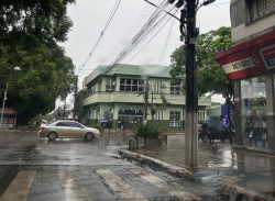 Tempo fica instável neste domingo e apesar do calor, pode chover em Dourados