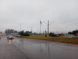 Dourados tem 45 milímetros de chuva e vento de 33 km/h na madrugada
