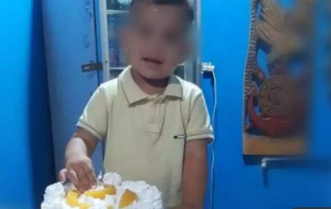 Criança que morreu sufocada pelo irmão (Imagem: Campo Grande News)