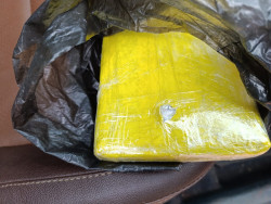 Polícia apreende carro em rodovia da fronteira com cocaína