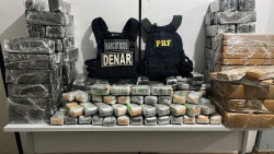 Ônibus que faz linha Ponta Porã-Campo Grande levava 215 quilos de maconha e haxixe marroquino