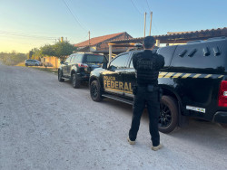 Operação da PF mira grupo que usava documentos falsos para obter empréstimos consignados