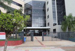 Site de anúncios é condenado a indenizar mulher por falsa vinculação a serviços sexuais