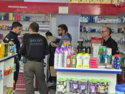 Farmacêutico é preso por vender emagrecedores e anabolizantes pelo WhatsApp