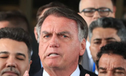 Defesa de Bolsonaro se diz surpreendida com indiciamento
