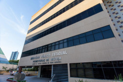 Homem que matou a esposa na frente dos 4 filhos é condenado a 37 anos de prisão