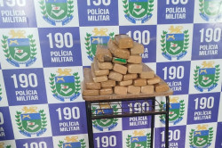 Polícia Militar apreende mochilas com 20,3 quilos de maconha na fronteira