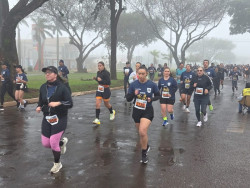Atletas enfrentam frio e neblina na 4ª Corrida do BPM em Ponta Porã