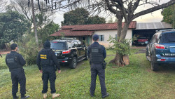 Ação da Receita e PF mira grupo criminoso que atua no contrabando e tráfico de armas