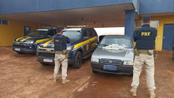 Mulheres são presas levando 6,4 quilos de cocaína em carro com placa de Minas Gerais